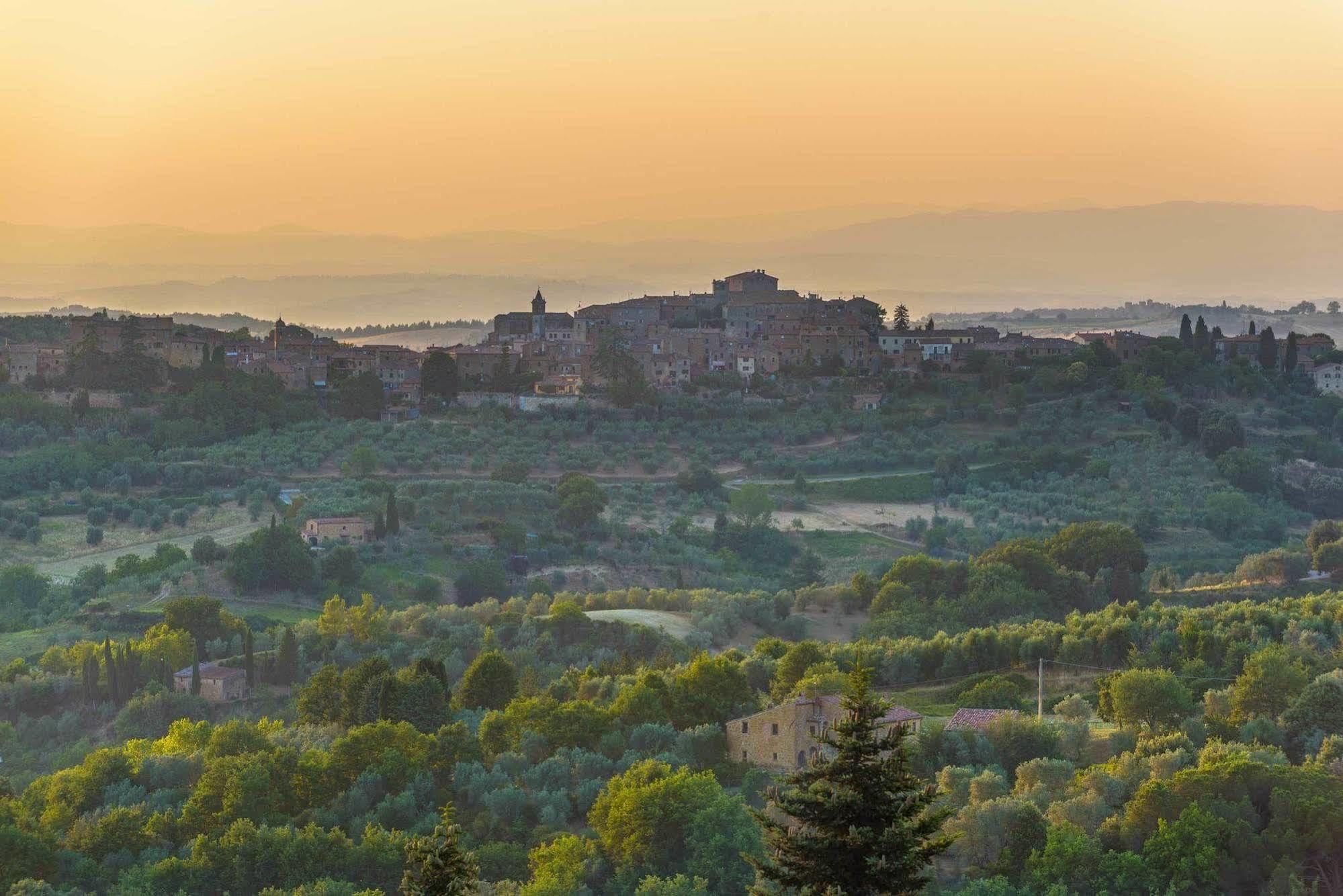 Locanda Di Casalmustia Castelmuzio Екстер'єр фото
